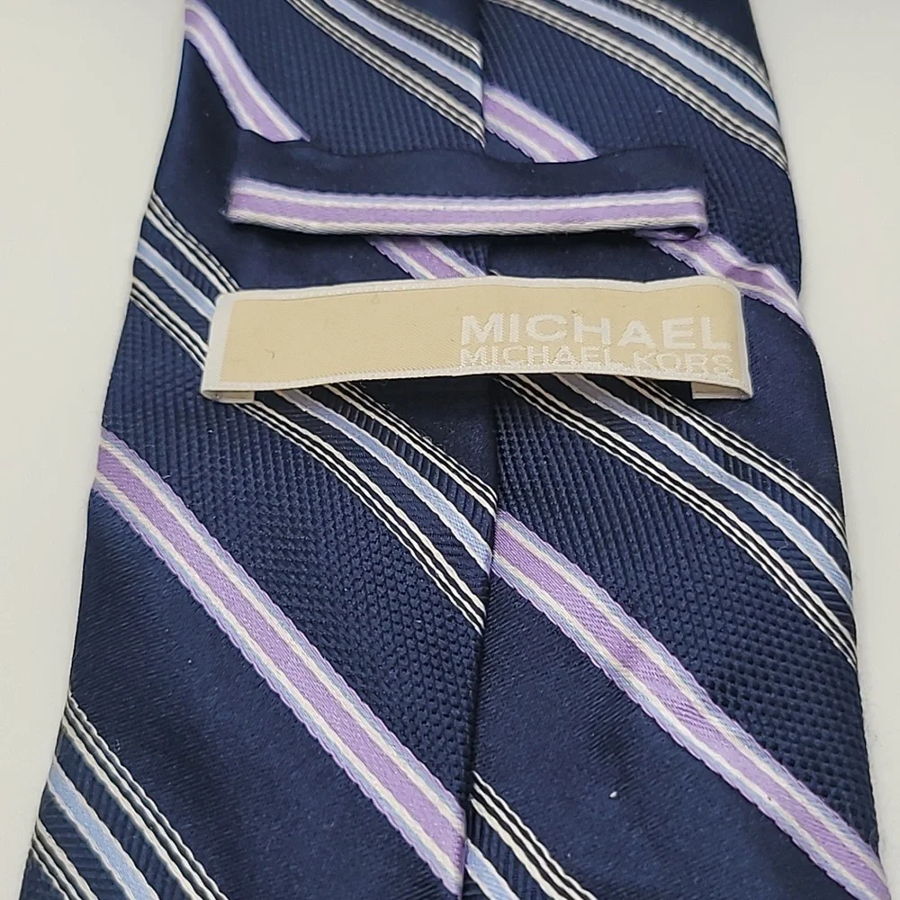 Michael Michael Kors 100% Silk Navy Blue Purple Men's Tie